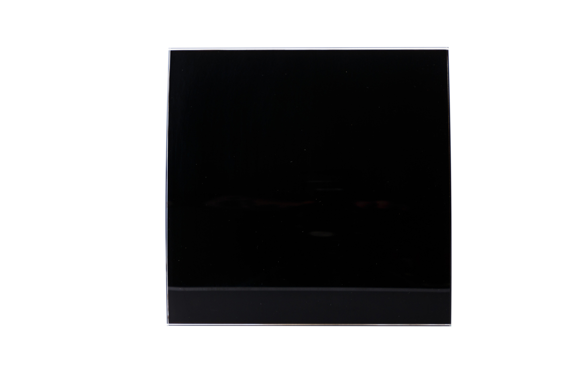 Вентилятор вытяжной Awenta System+ Silent 100 Escudo Glass Czarny Polysk / KWS100-PEGB100P детальное фото